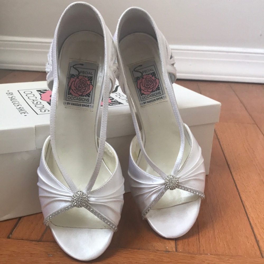 Special Occasions By Saugus Shoe - Picture 2 of 8